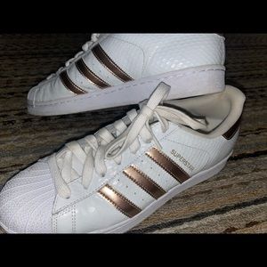 Adidas Superstar Sneakers